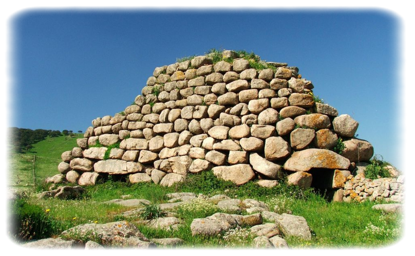 Aggius Nuraghe Izzana, turismo ad Aggius, dove andare cosa vedre ad Aggius.
