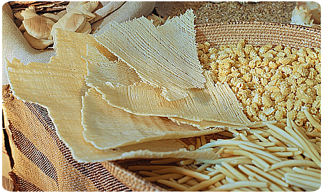 Filindeu, maccarones de busa e altri prodotti del grano, Oliena Autunno in Barbagia.