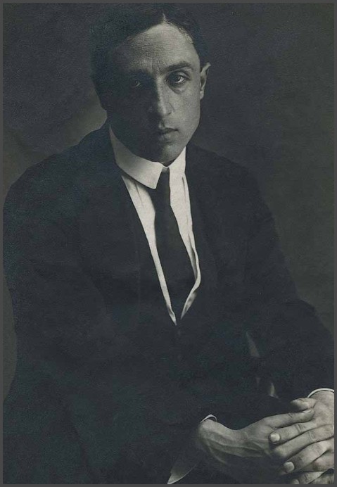 Giuseppe Biasi foto del 1910. Biografia di Giuseppe Biasi.