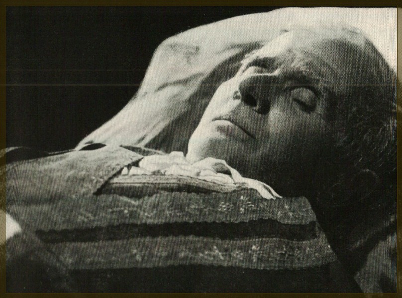 La morte di Padre Manzella è avvenuta il 23 ottobre del 1937 a causa di una emorragia celebrale.