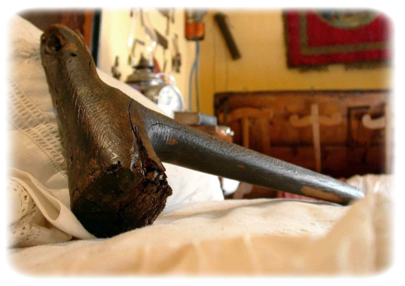 Luras Museo etnografico Galluras. Il martello della femina agabbadora.