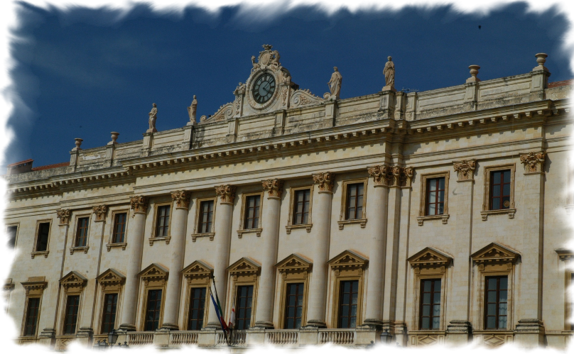Palazzo della Provincia di Sassari cosa vedere come arrivare, informazioni storiche e turistiche.