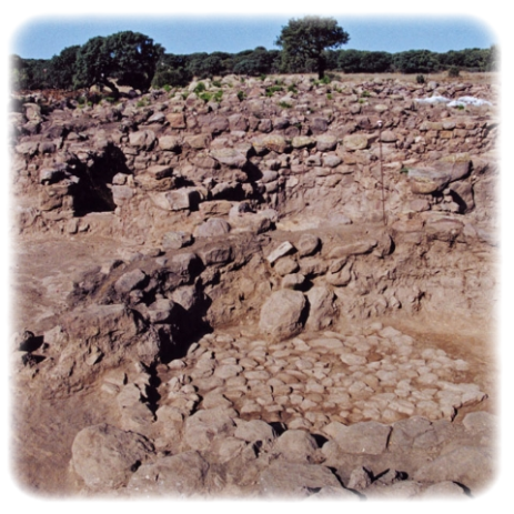 Il Nuraghe Appiu e l'Area archeologica a Villanova Monteleone