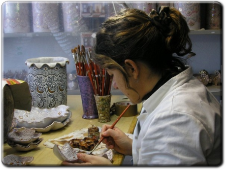 Lavorazione Ceramica Sarda, Ceramica Sarda, artigianato sardo, chi la produce, storia e tradizioni, artigianato Sardegna.