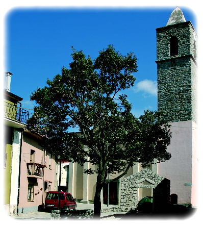 La chiesa parrocchiale di San Giorgio con la sua piazzetta, Ovodda.